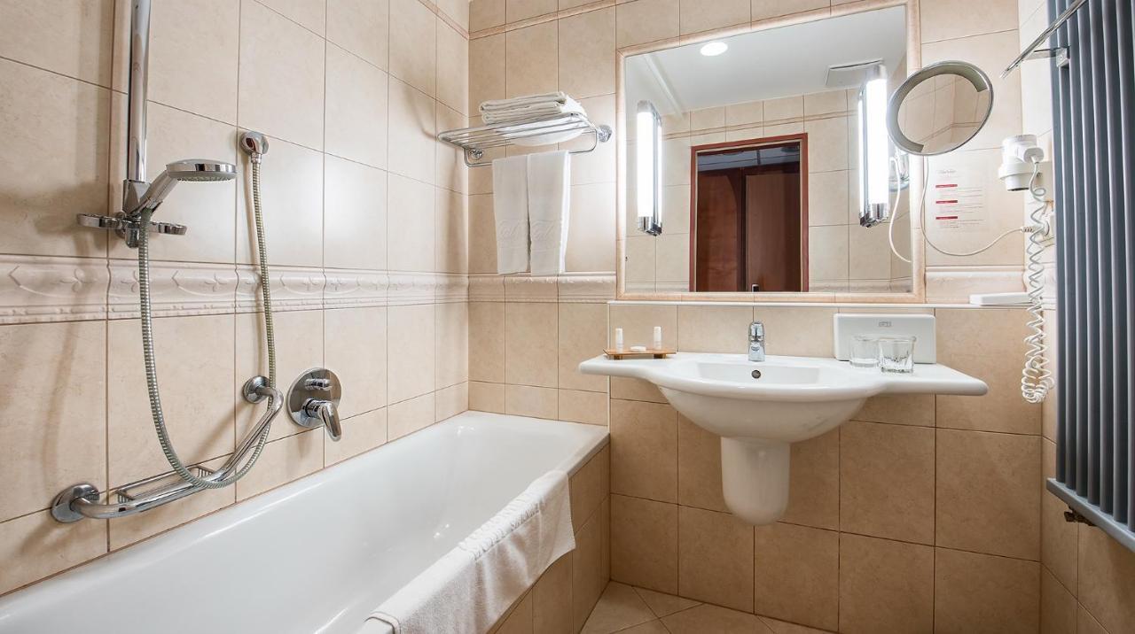 Vitalmed Hotel Sárvár Εξωτερικό φωτογραφία